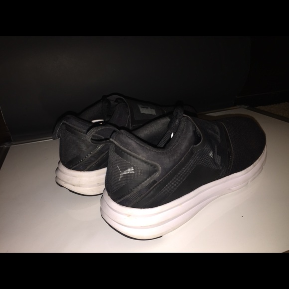 Puma - Picture 3 of 4